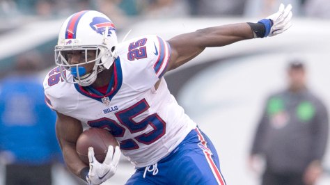 Buffalo Bills v Philadelphia Eagles